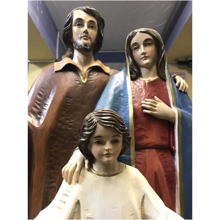 holy family 28"