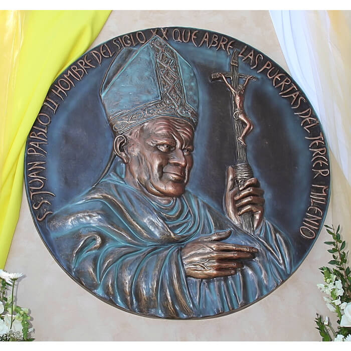 Pope John Paul II medallion - Image 2